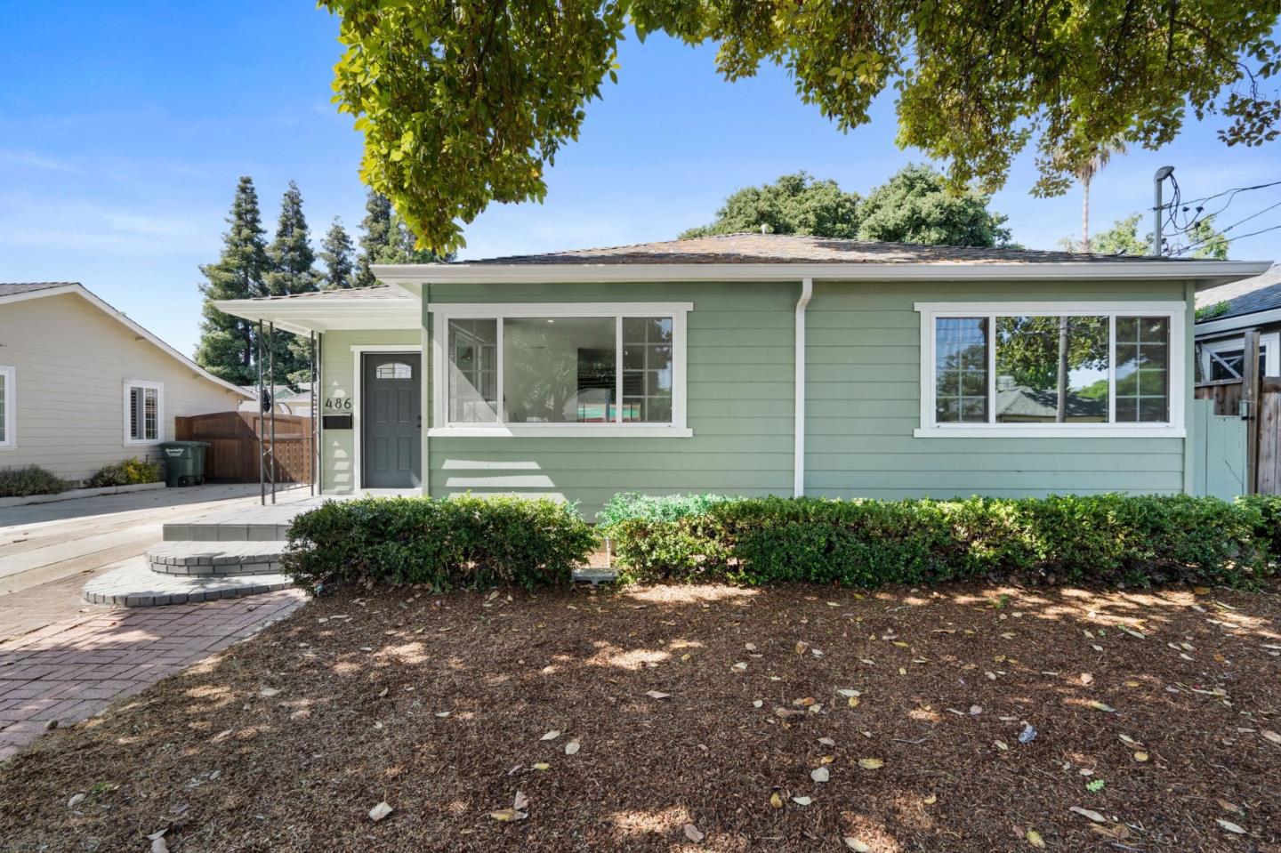 Detail Gallery Image 1 of 1 For 486 Vine Ave, Sunnyvale,  CA 94086 - 3 Beds | 2/1 Baths