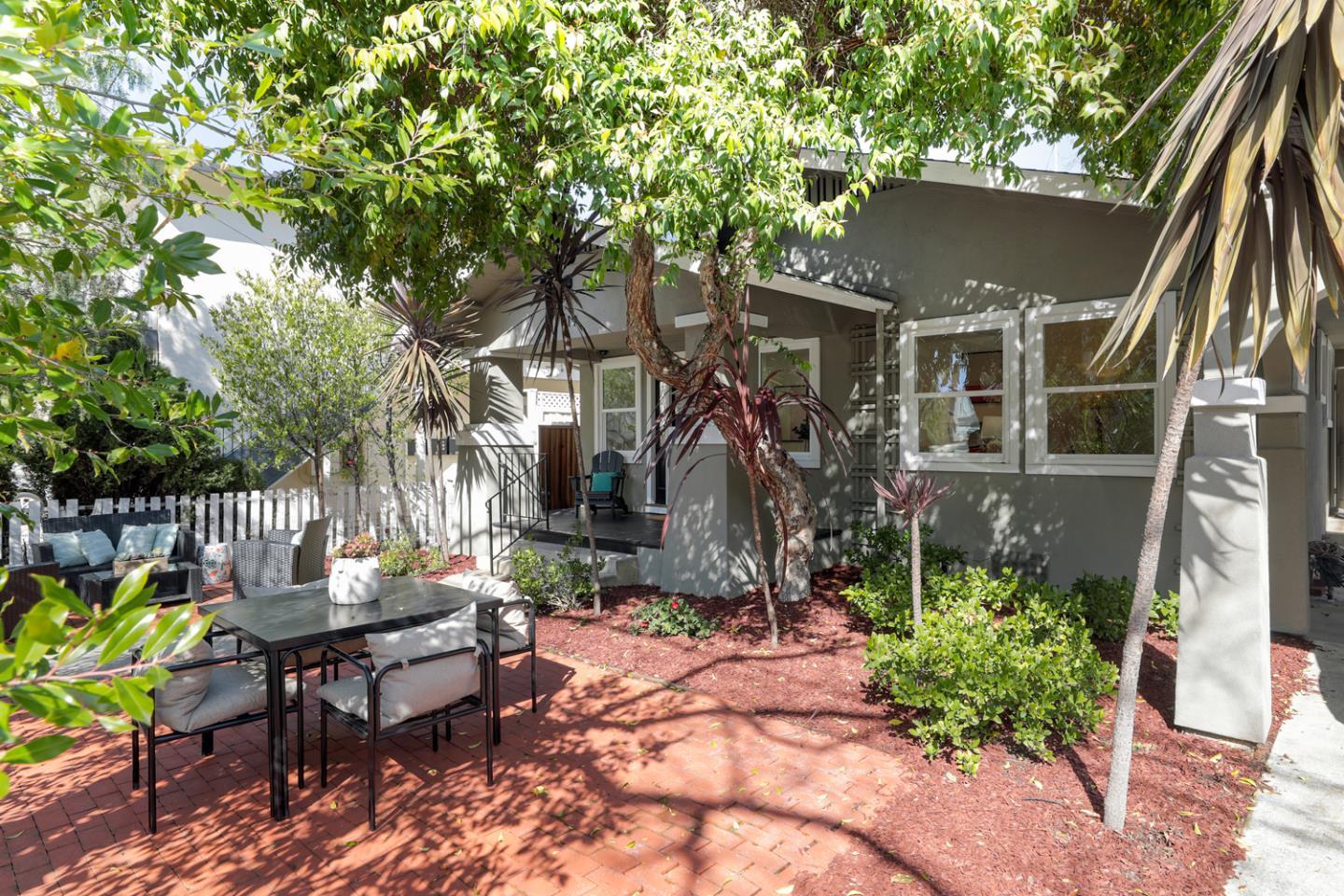 Detail Gallery Image 1 of 1 For 319 Ramona St, Palo Alto,  CA 94301 - 2 Beds | 1 Baths