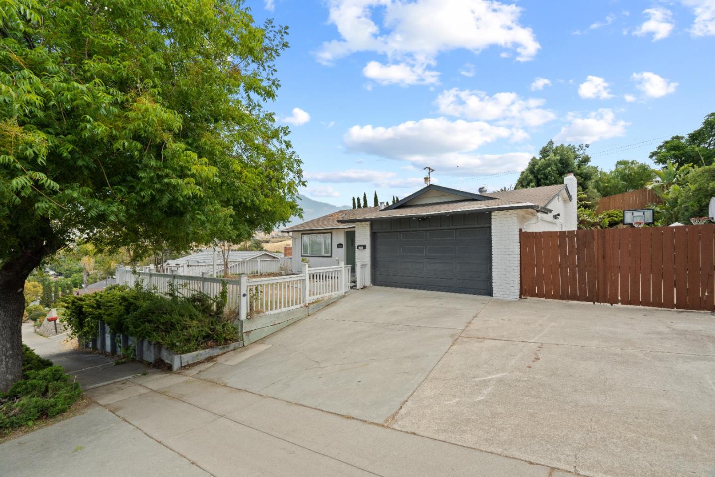 Detail Gallery Image 1 of 1 For 4664 Bolero Dr, San Jose,  CA 95111 - 3 Beds | 2 Baths