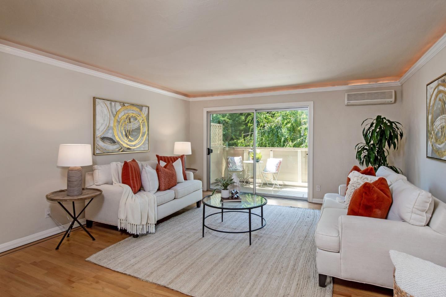 Detail Gallery Image 1 of 1 For 1031 Crestview Dr #303,  Mountain View,  CA 94040 - 2 Beds | 2 Baths