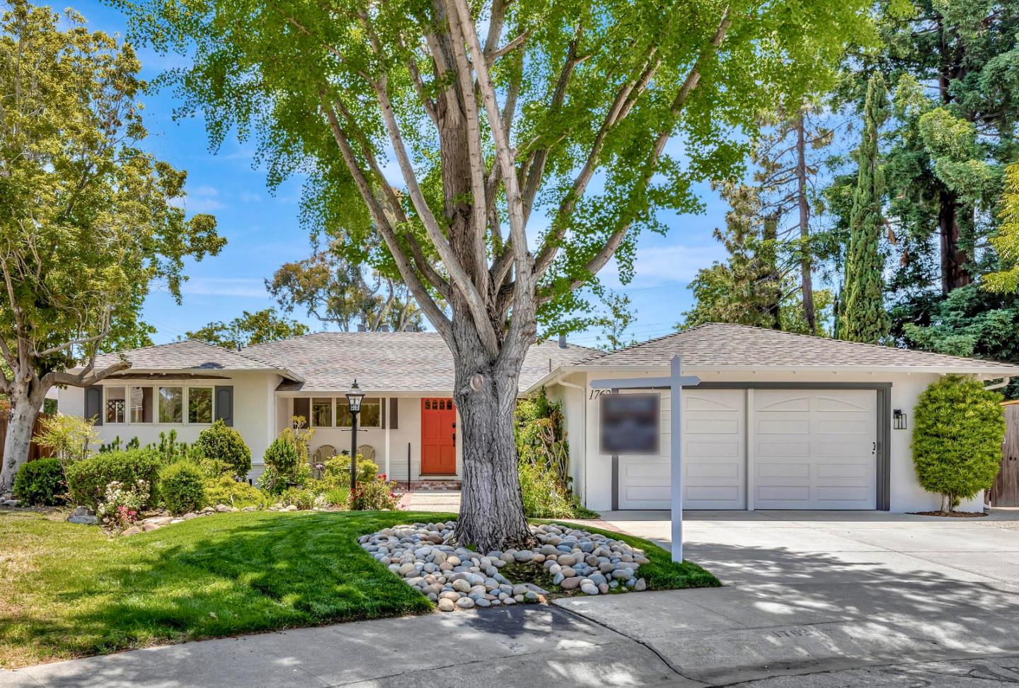Detail Gallery Image 1 of 1 For 1762 Lemontree Ct, Mountain View,  CA 94040 - 4 Beds | 2/1 Baths