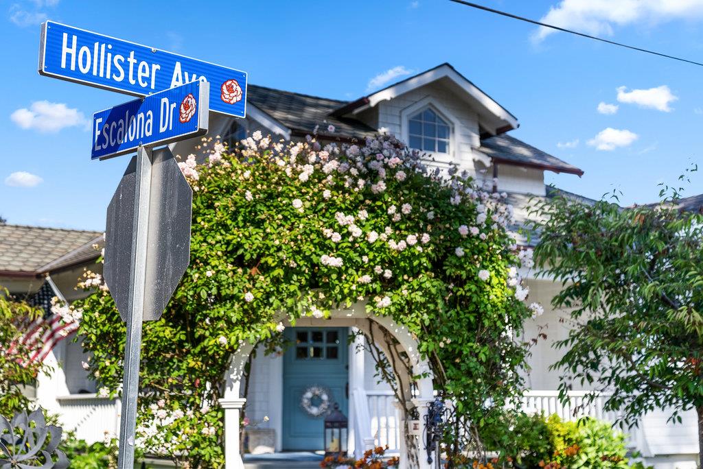 Detail Gallery Image 19 of 79 For 212 Hollister Ave, Capitola,  CA 95010 - 2 Beds | 2/1 Baths