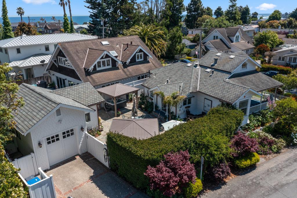 Detail Gallery Image 55 of 79 For 212 Hollister Ave, Capitola,  CA 95010 - 2 Beds | 2/1 Baths