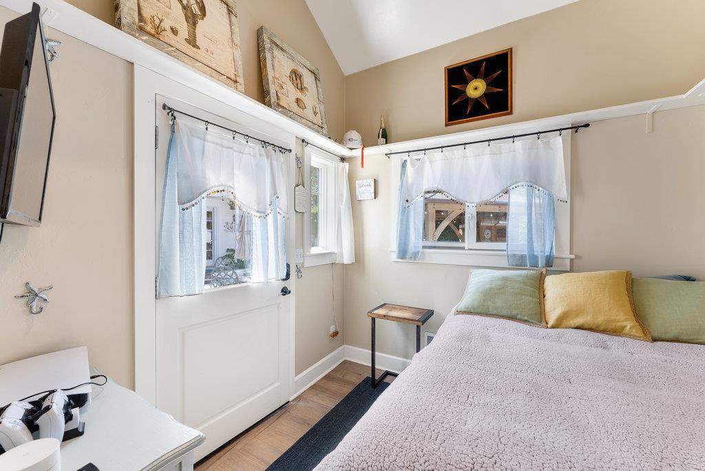 Detail Gallery Image 58 of 79 For 212 Hollister Ave, Capitola,  CA 95010 - 2 Beds | 2/1 Baths