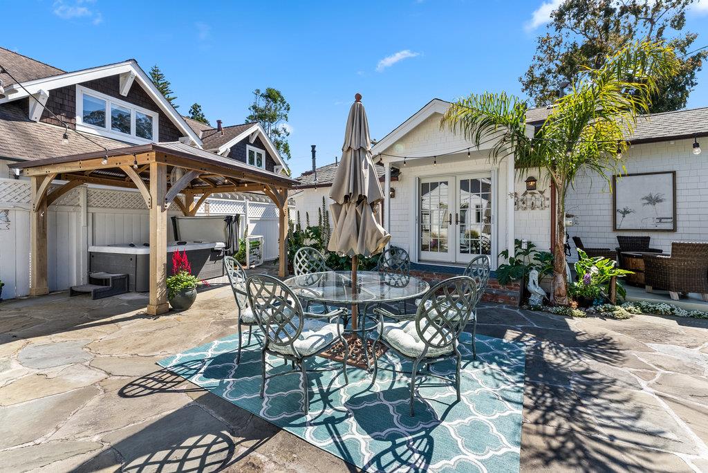 Detail Gallery Image 62 of 79 For 212 Hollister Ave, Capitola,  CA 95010 - 2 Beds | 2/1 Baths
