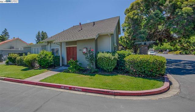 Detail Gallery Image 1 of 1 For 1346 Star Bush Ln, San Jose,  CA 95118 - 3 Beds | 2/1 Baths