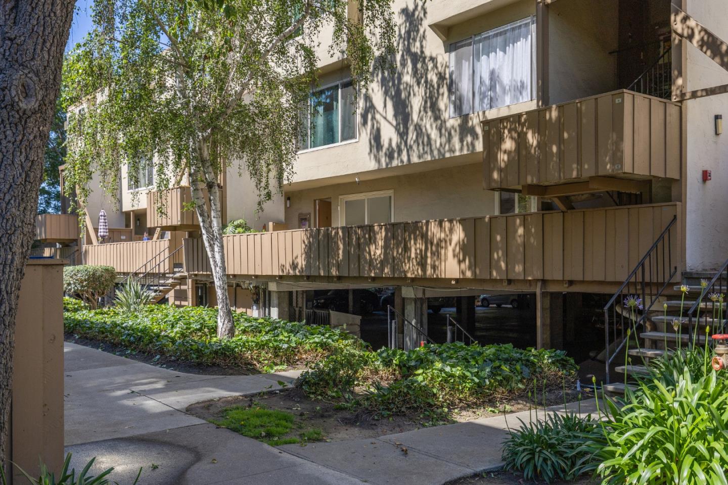 Detail Gallery Image 1 of 1 For 4425 Norwalk Dr #7,  San Jose,  CA 95129 - 2 Beds | 1 Baths