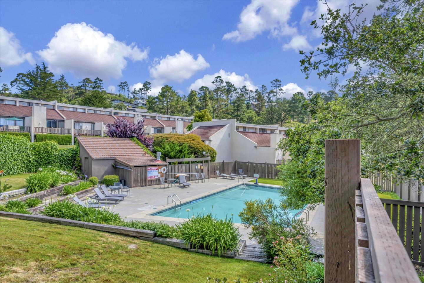 Detail Gallery Image 37 of 38 For 24501 via Mar Monte #63,  Carmel,  CA 93923 - 2 Beds | 2 Baths