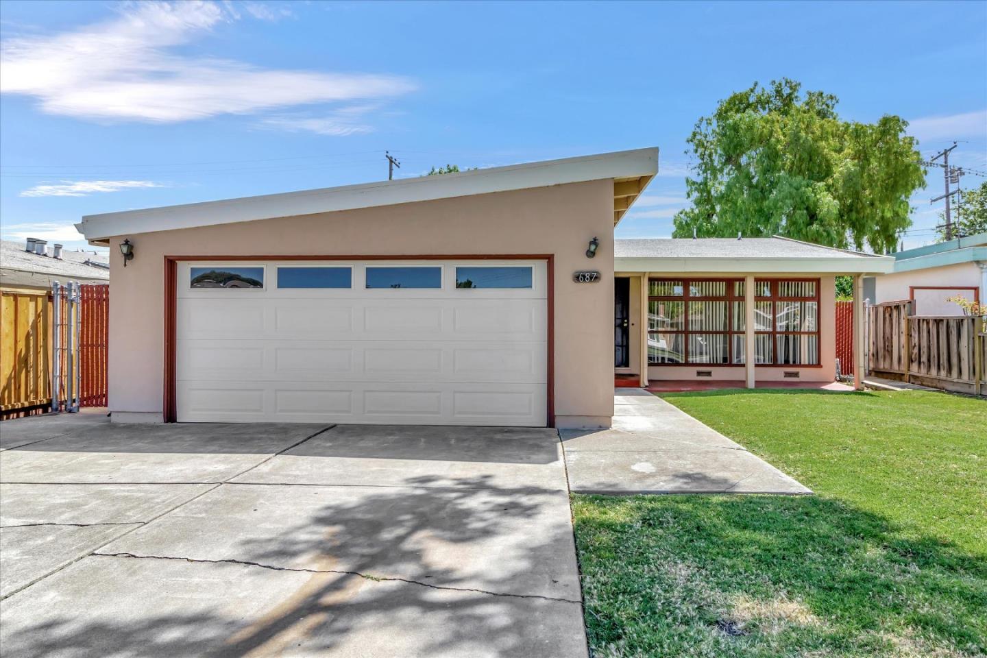 Detail Gallery Image 1 of 1 For 687 Los Padres Blvd, Santa Clara,  CA 95050 - 3 Beds | 1/1 Baths