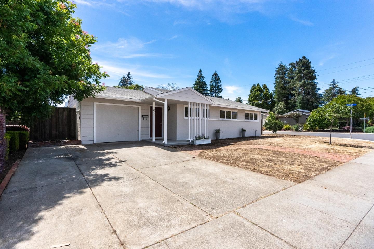 Detail Gallery Image 1 of 1 For 1077 Blackfield Way, Mountain View,  CA 94040 - 3 Beds | 1 Baths