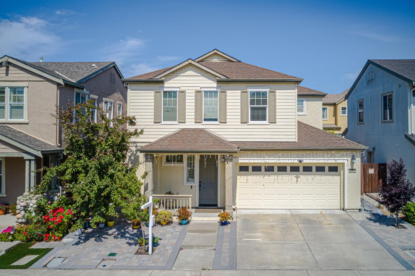 Detail Gallery Image 1 of 1 For 6700 Aberdale Cir, San Ramon,  CA 94582 - 3 Beds | 2/1 Baths