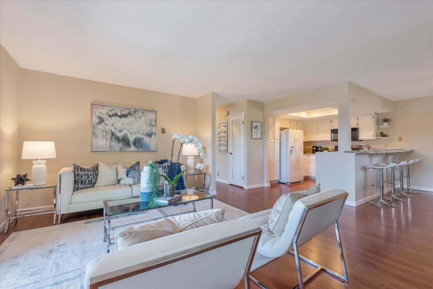 Detail Gallery Image 1 of 1 For 880 N Winchester Blvd #207,  Santa Clara,  CA 95050 - 2 Beds | 2 Baths
