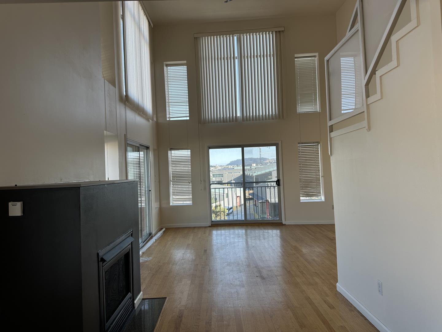 Detail Gallery Image 1 of 1 For 1588 Indiana St #7,  San Francisco,  CA 94107 - 1 Beds | 1 Baths