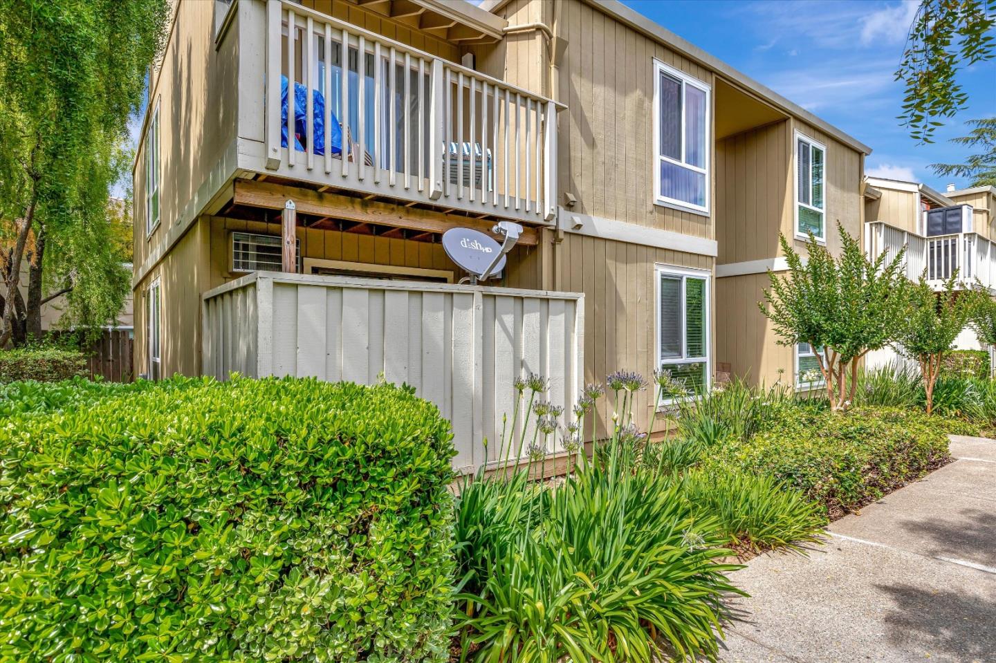 Detail Gallery Image 1 of 1 For 8155 Westwood Dr #6,  Gilroy,  CA 95020 - 1 Beds | 1 Baths
