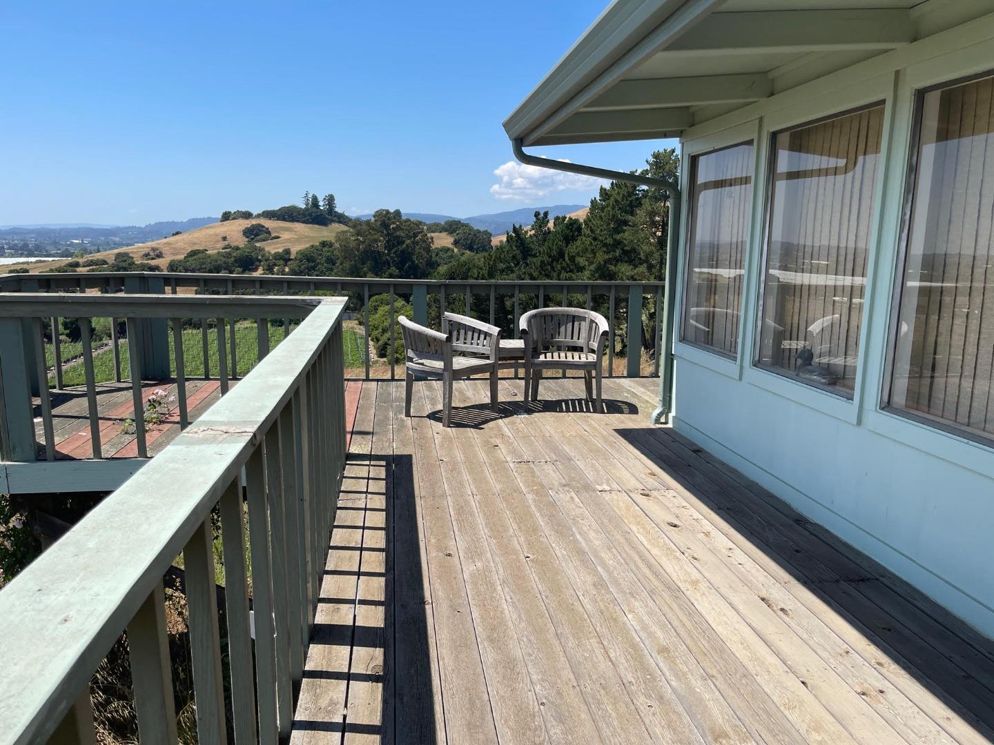Detail Gallery Image 6 of 27 For 221 Peckham Rd, Watsonville,  CA 95076 - 1 Beds | 1 Baths
