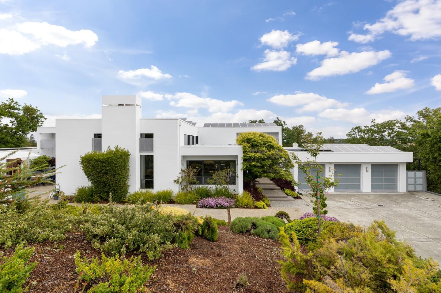 Detail Gallery Image 1 of 1 For 28110 Story Hill Ln, Los Altos Hills,  CA 94022 - 5 Beds | 5/1 Baths