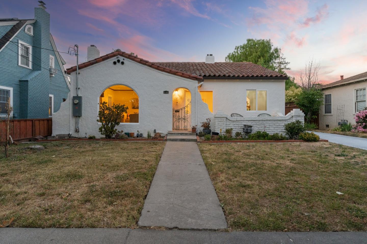 Detail Gallery Image 1 of 1 For 666 S 13th, San Jose,  CA 95112 - 3 Beds | 1/1 Baths