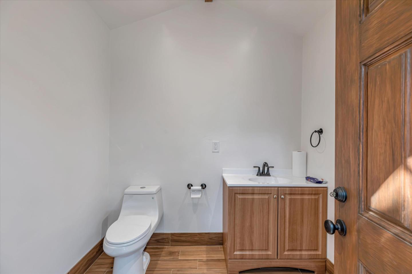 3000 San Juan Canyon Rd, San Juan Bautista, CA 95045 5 Beds 4/2 Baths (Active) ML81933141