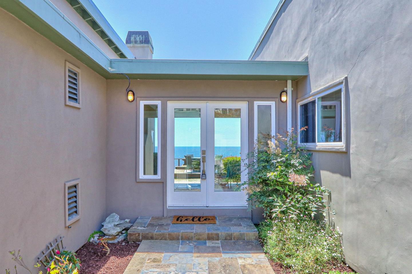 Detail Gallery Image 1 of 1 For 960 via Malibu, Aptos,  CA 95003 - 3 Beds | 2 Baths