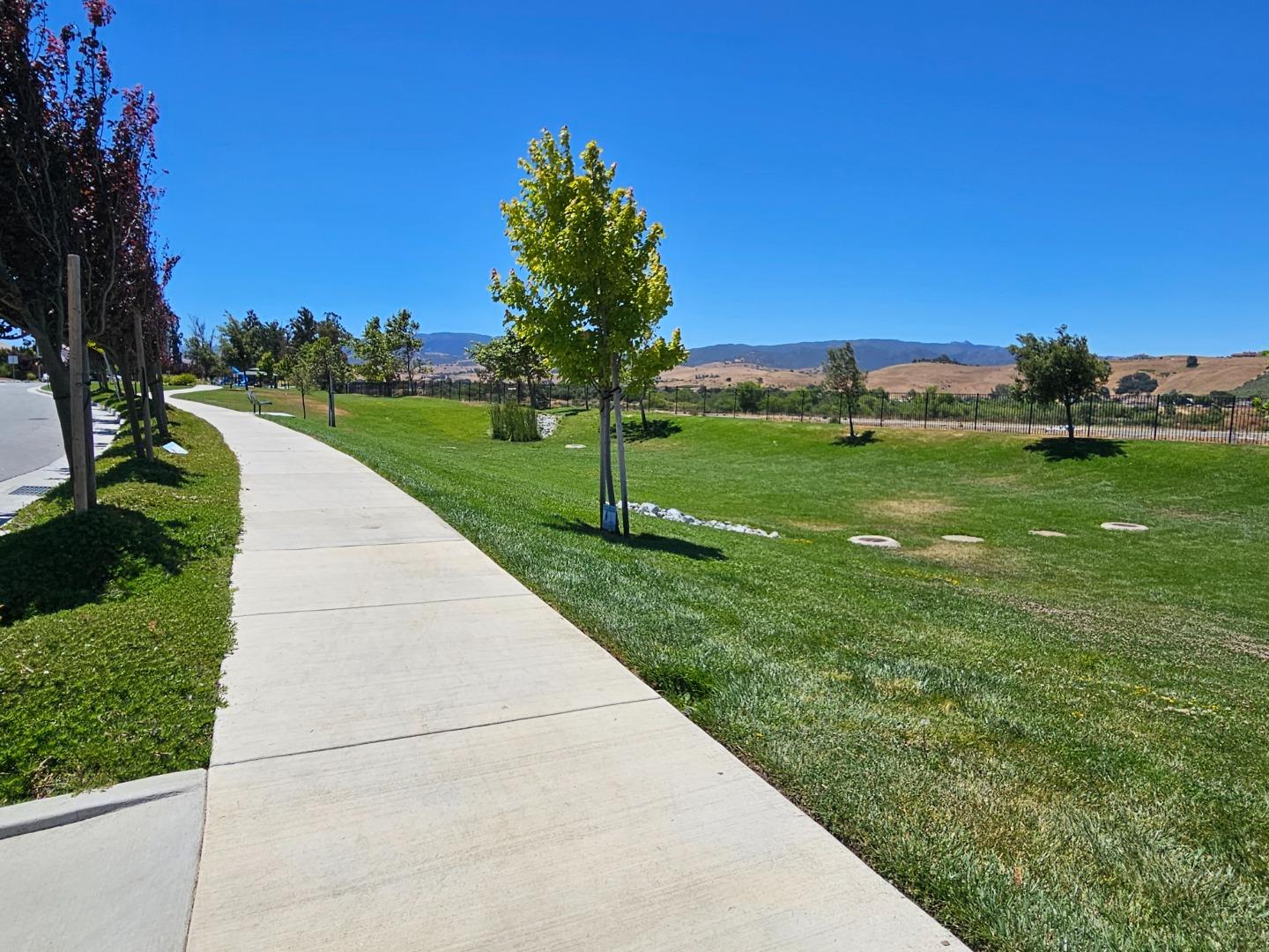 Detail Gallery Image 27 of 28 For 1151 Jacqueline Dr, Hollister,  CA 95023 - 4 Beds | 2 Baths