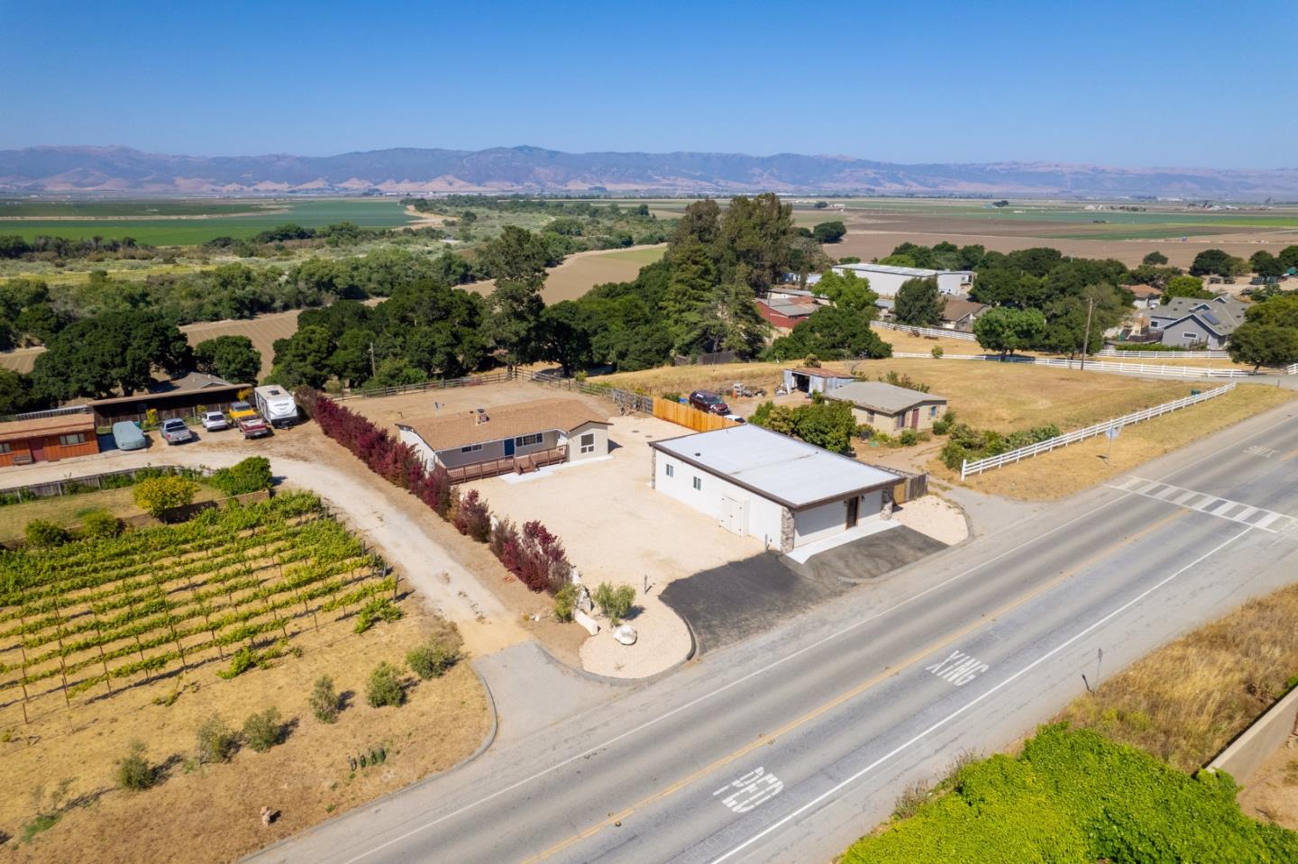 299 River Rd, Salinas, CA 93908 Beds Baths (PendingDoNotShow