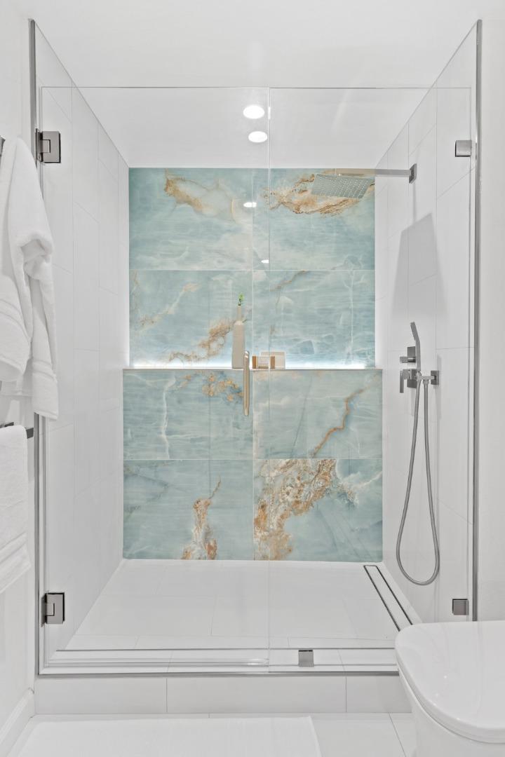 Front Image Thumbnail for ML81933762