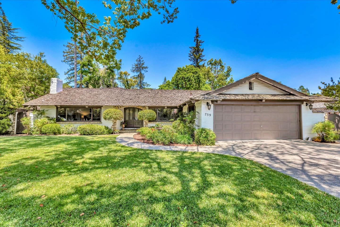 Detail Gallery Image 1 of 1 For 739 Alvina Ct, Los Altos,  CA 94024 - 4 Beds | 2 Baths