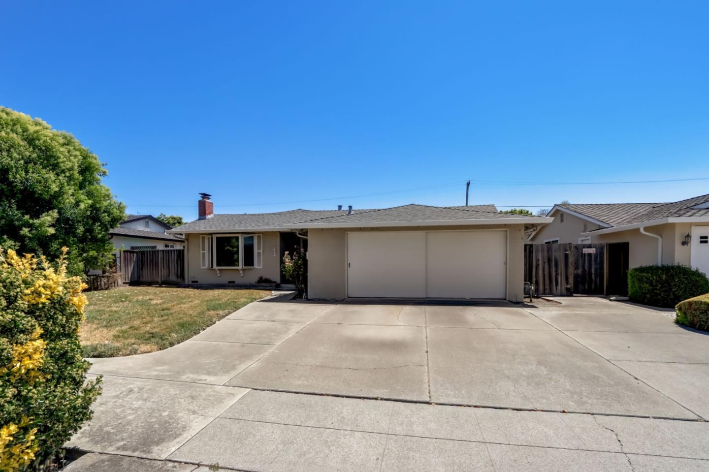 Detail Gallery Image 1 of 1 For 482 Cheyenne Ln, San Jose,  CA 95123 - 4 Beds | 2 Baths