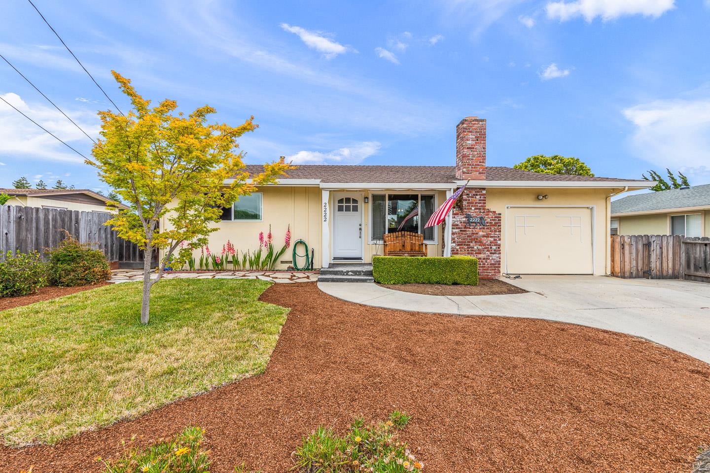 Detail Gallery Image 1 of 1 For 2222 Preakness Ave, Capitola,  CA 95010 - 2 Beds | 1 Baths