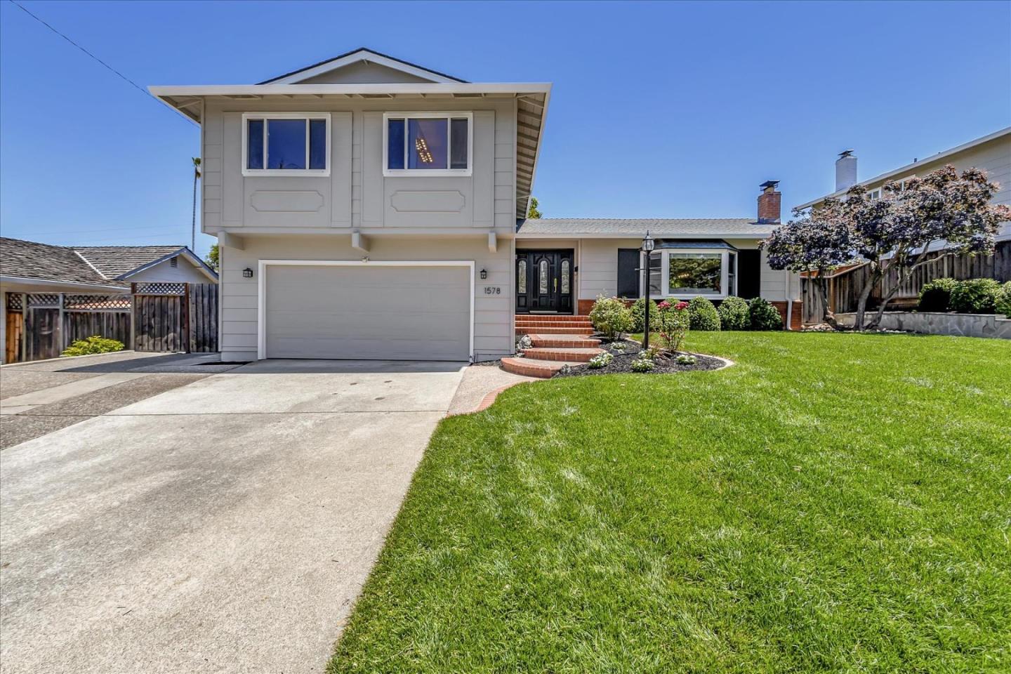 Detail Gallery Image 1 of 1 For 1578 Guadalajara Dr, San Jose,  CA 95120 - 4 Beds | 2/1 Baths