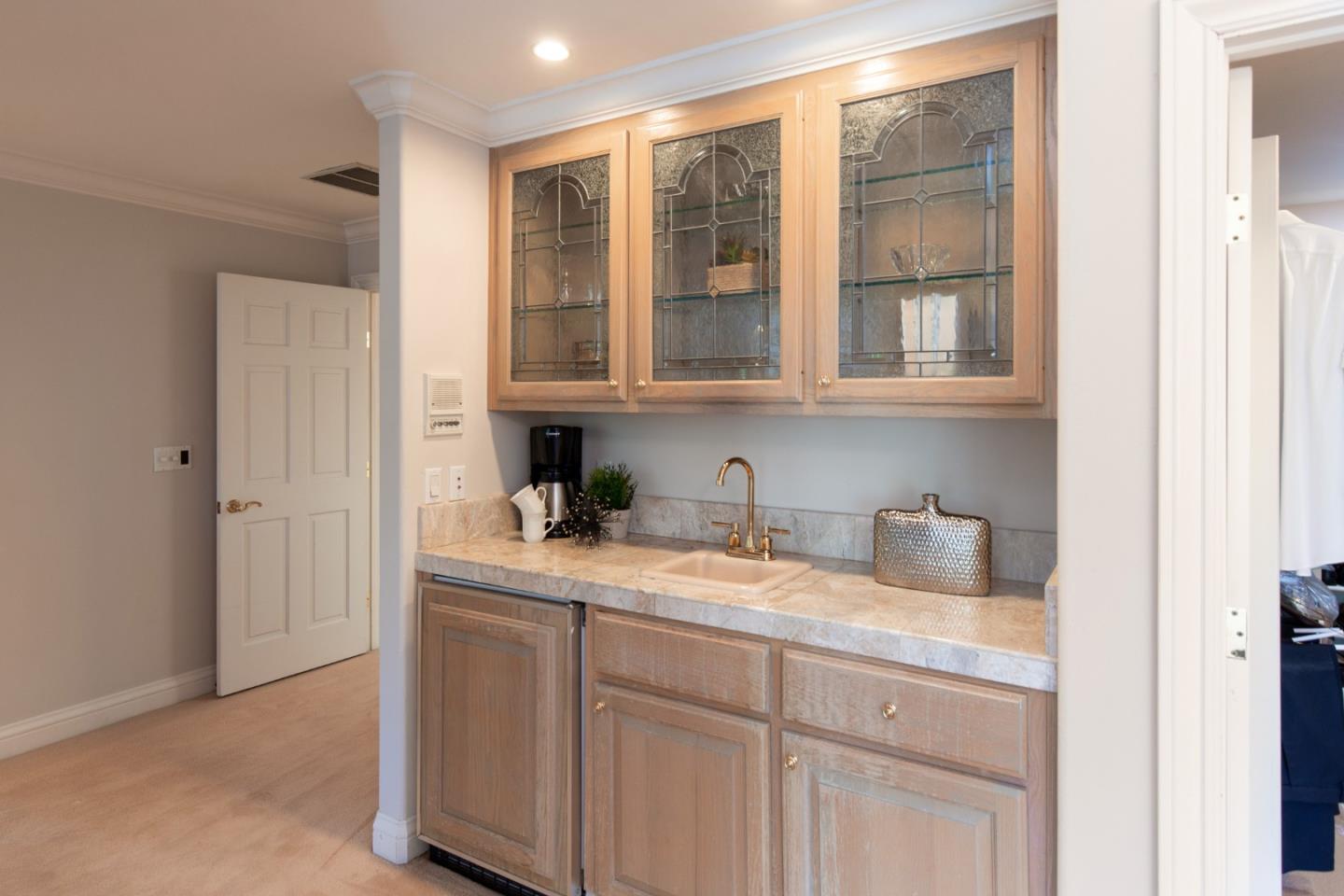 Detail Gallery Image 19 of 51 For 18540 Bicknell Rd, Monte Sereno,  CA 95030 - 6 Beds | 4/1 Baths