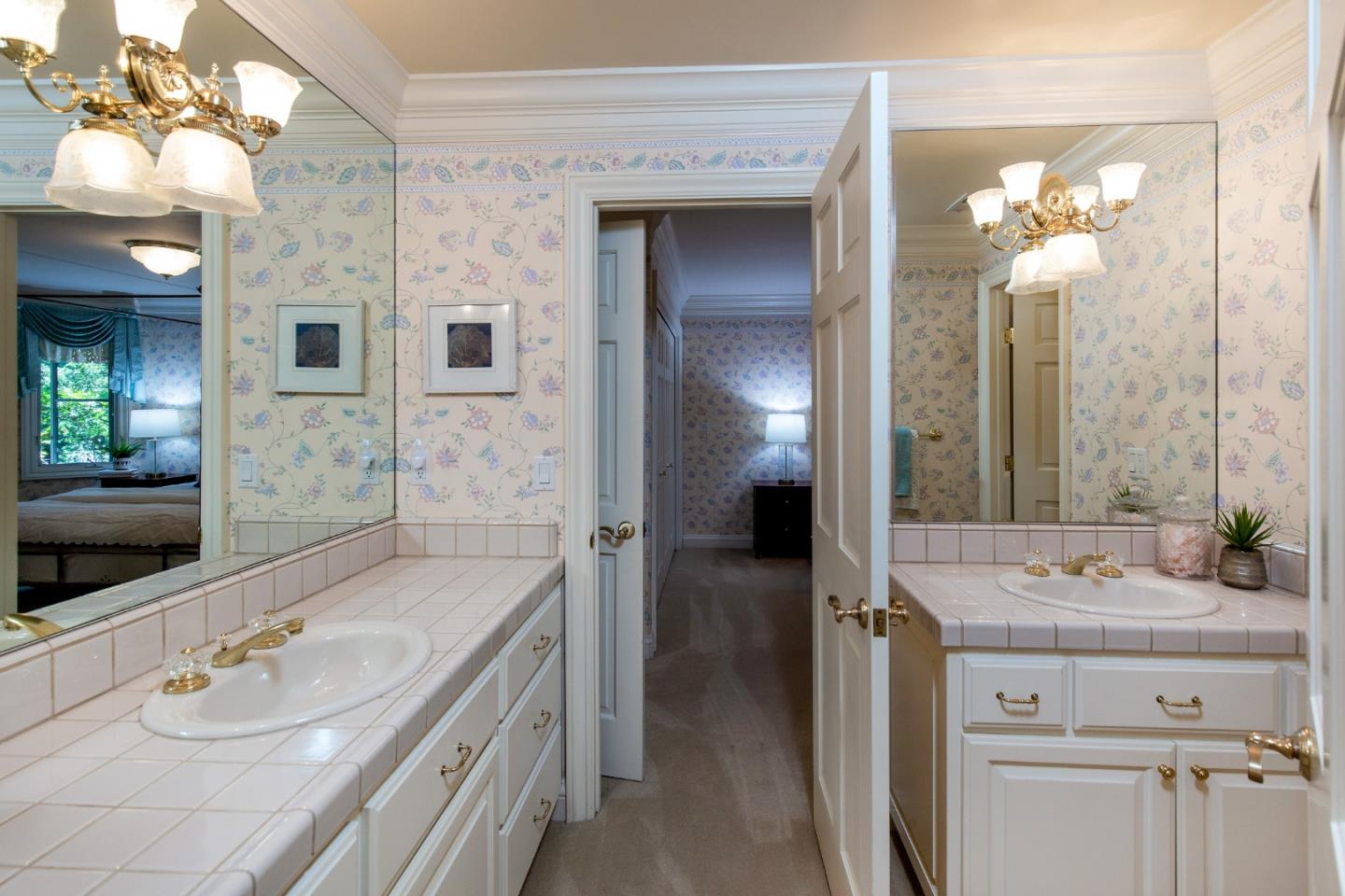 Detail Gallery Image 30 of 51 For 18540 Bicknell Rd, Monte Sereno,  CA 95030 - 6 Beds | 4/1 Baths
