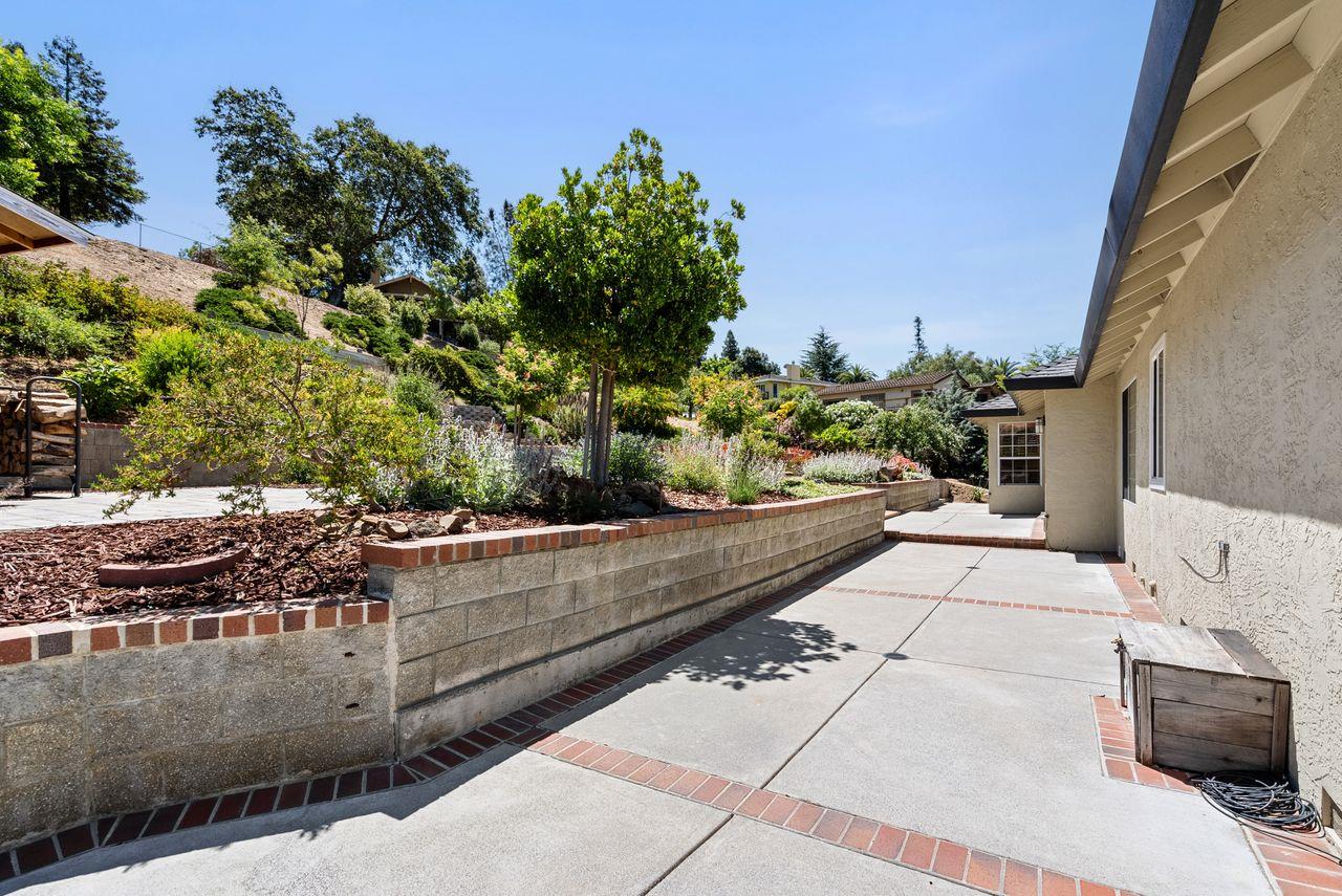 Detail Gallery Image 33 of 35 For 3757 Ridgeview Ct, Morgan Hill,  CA 95037 - 4 Beds | 2/1 Baths