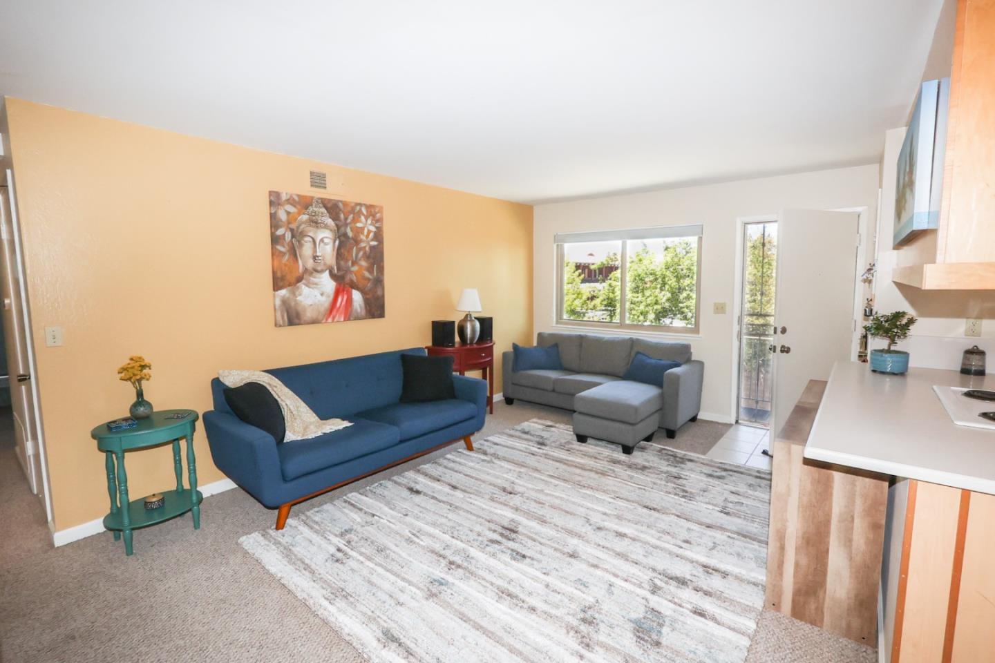 Detail Gallery Image 10 of 26 For 1375 Ruby Ct #4,  Capitola,  CA 95010 - 2 Beds | 1 Baths