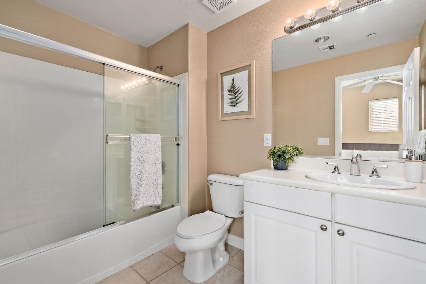 Detail Gallery Image 11 of 19 For 610 Altino Blvd, San Jose,  CA 95136 - 2 Beds | 2 Baths