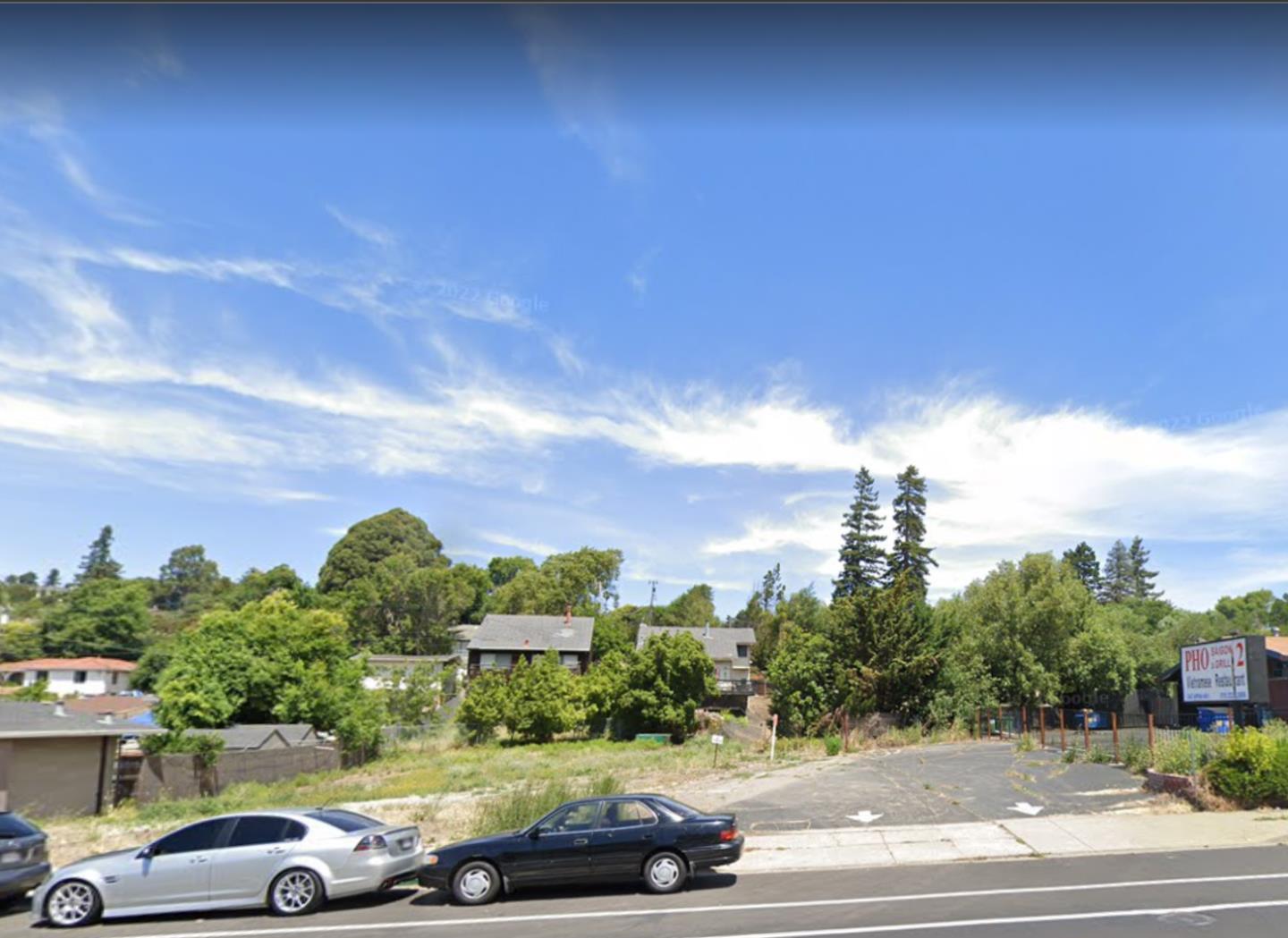 Photo of 5027-5037 Appian Wy in El Sobrante, CA
