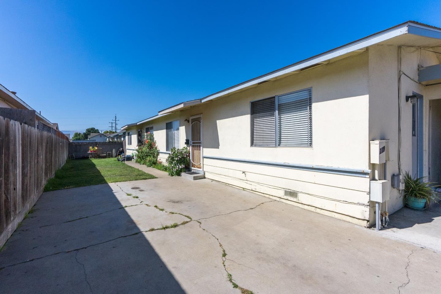 Photo of 217 W Curtis St in Salinas, CA
