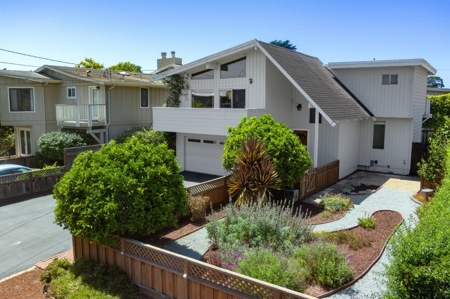 Detail Gallery Image 1 of 1 For 113 Toledo Dr, Aptos,  CA 95003 - 3 Beds | 2 Baths