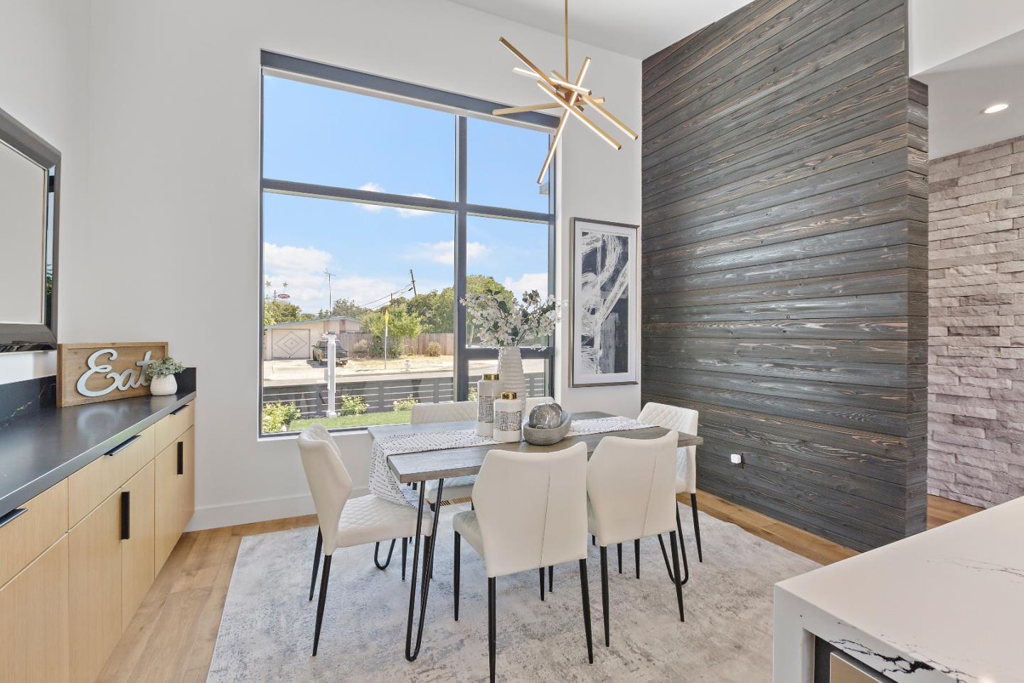 Detail Gallery Image 16 of 39 For 1398 Socorro Ave, Sunnyvale,  CA 94089 - 3 Beds | 2/1 Baths
