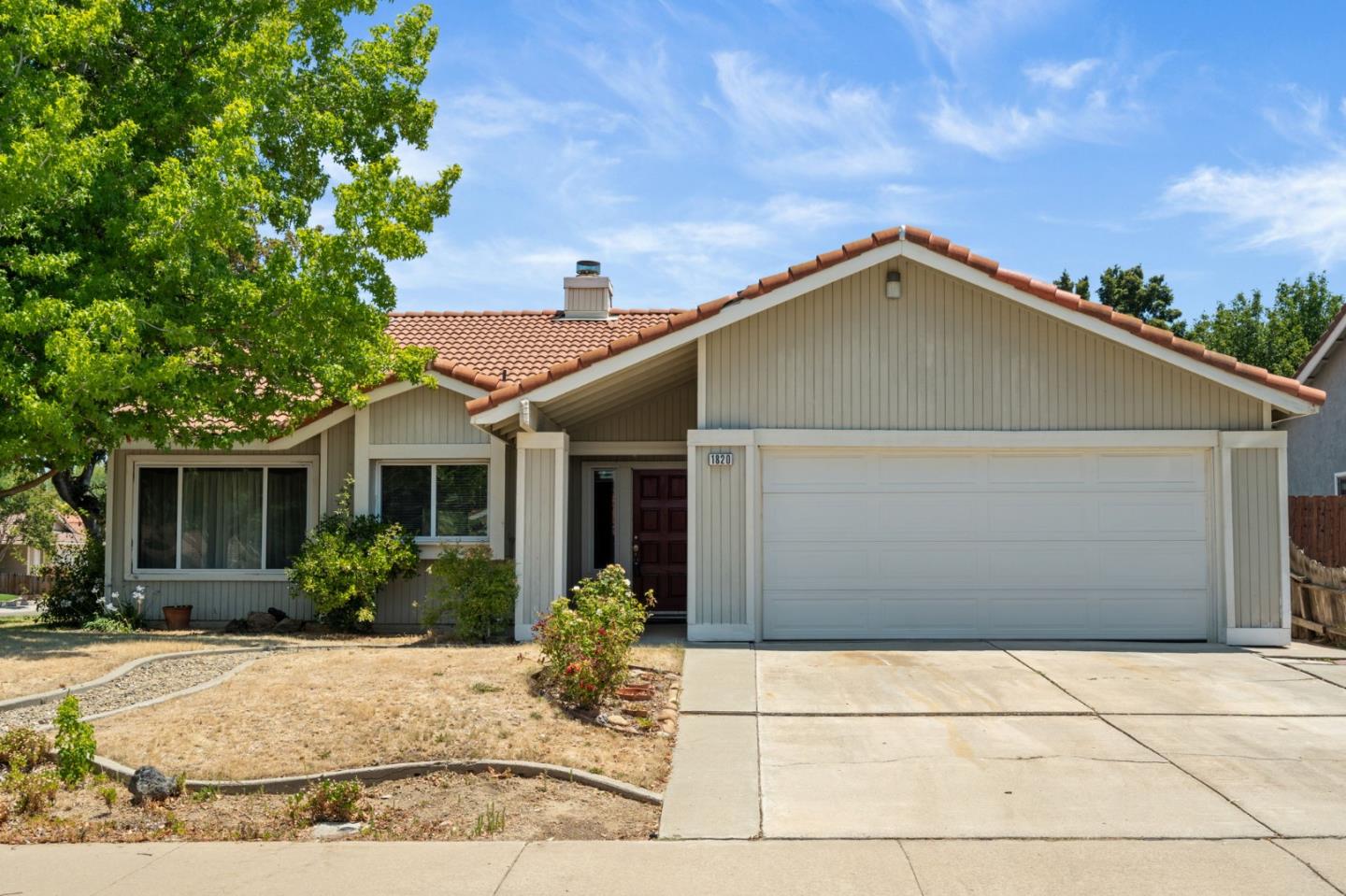 Detail Gallery Image 1 of 1 For 1820 Scotch Pine Ct, Tracy,  CA 95376 - 4 Beds | 2 Baths