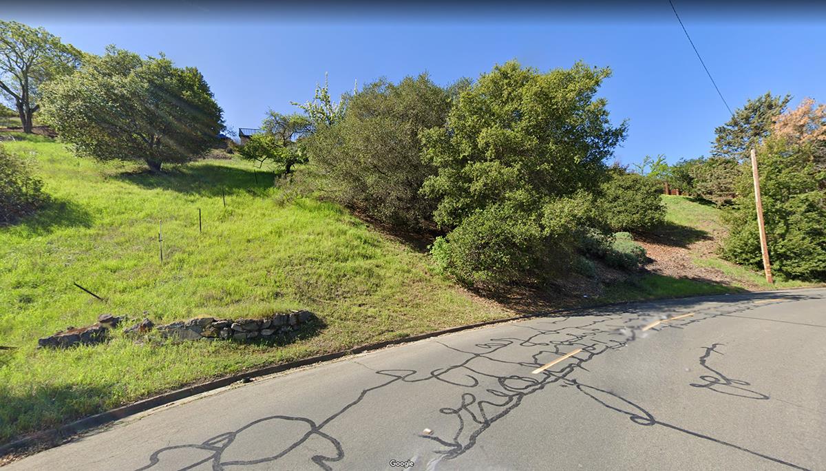 Photo of 0 Rolph Park Dr in Crockett, CA