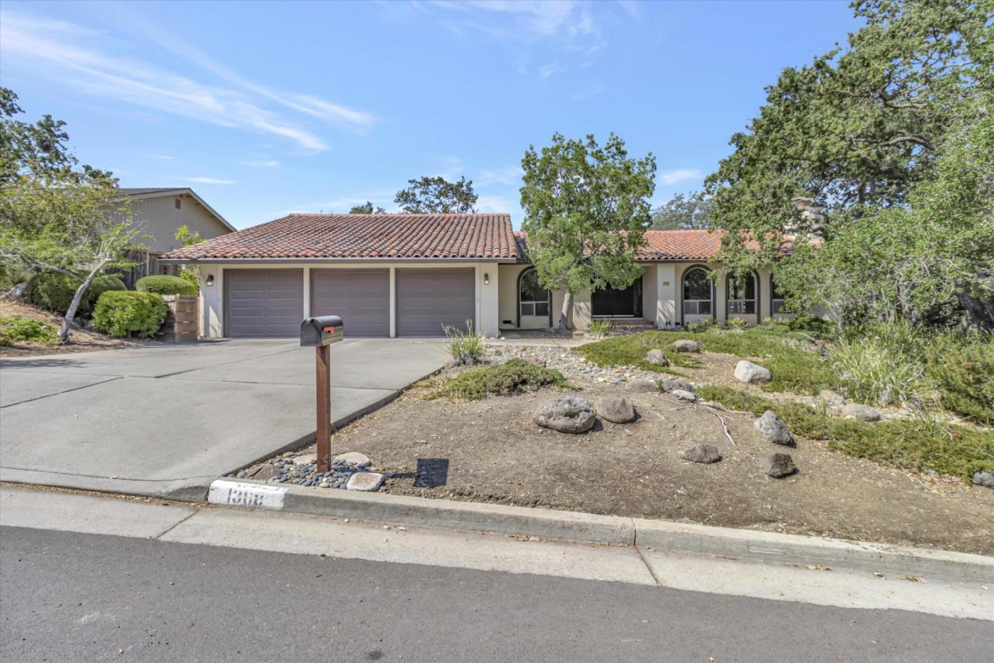 Detail Gallery Image 1 of 1 For 1368 Rimrock Dr, San Jose,  CA 95120 - 4 Beds | 2/1 Baths