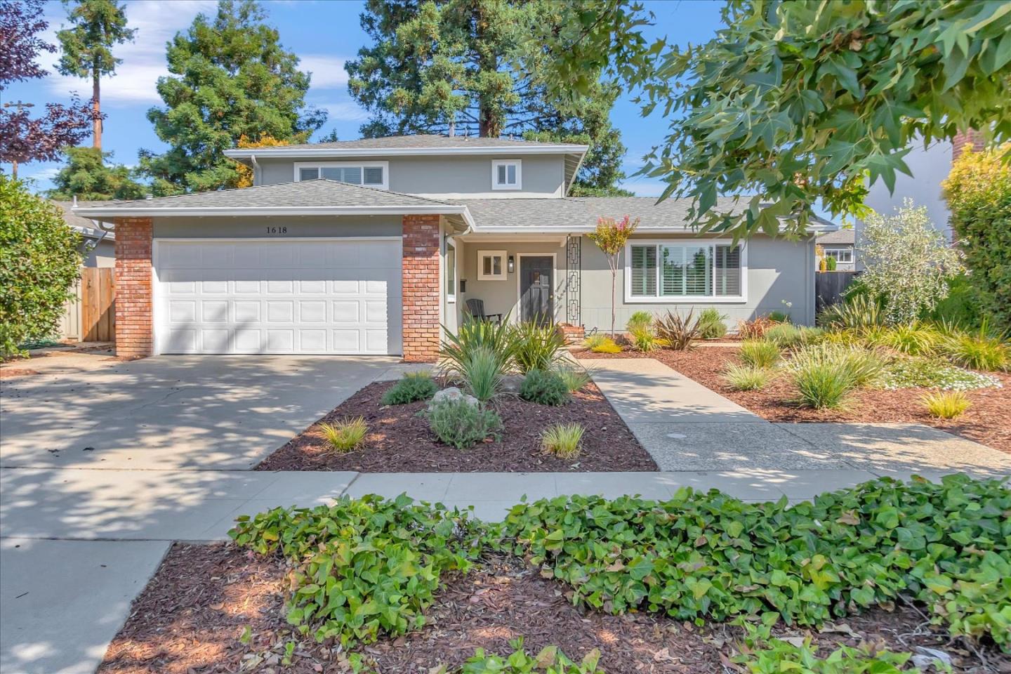 Detail Gallery Image 1 of 1 For 1618 Inverness Cir, San Jose,  CA 95124 - 3 Beds | 2/1 Baths