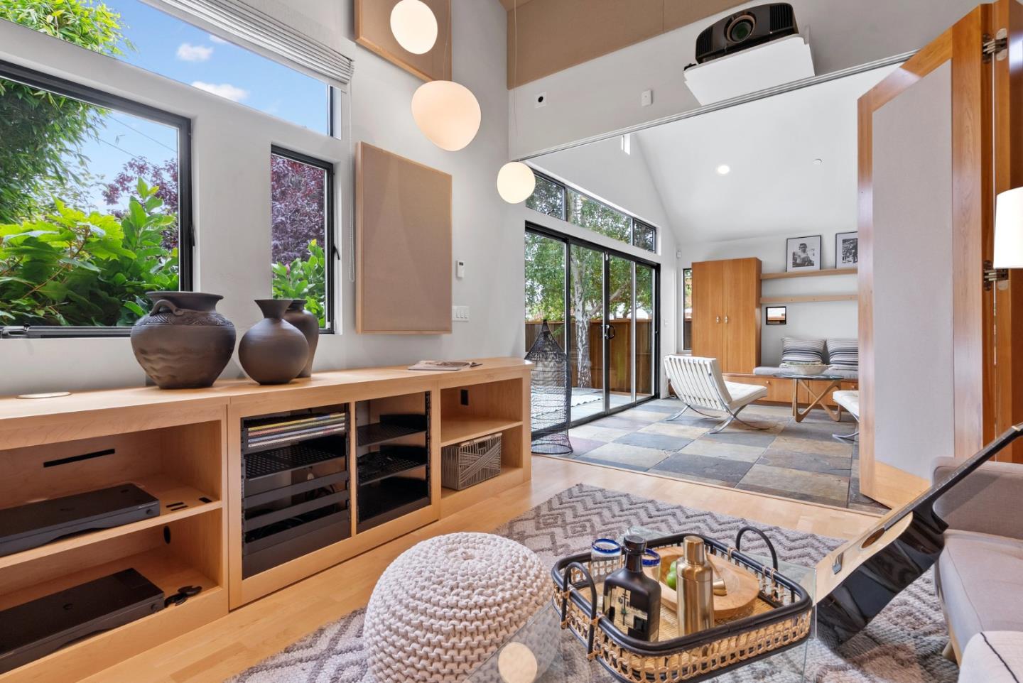 Detail Gallery Image 33 of 87 For 118 Auburn Ave, Santa Cruz,  CA 95060 - 3 Beds | 2 Baths