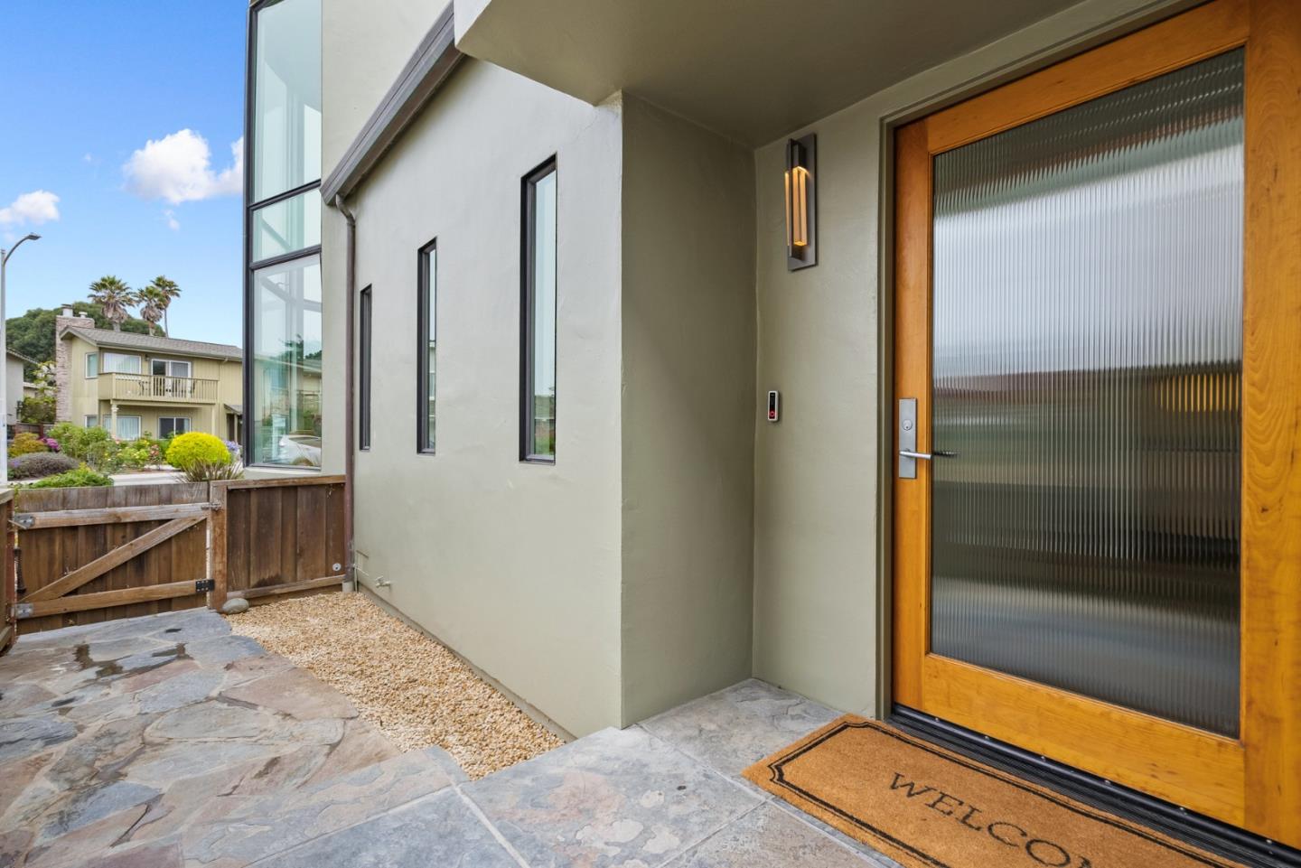 Detail Gallery Image 7 of 87 For 118 Auburn Ave, Santa Cruz,  CA 95060 - 3 Beds | 2 Baths