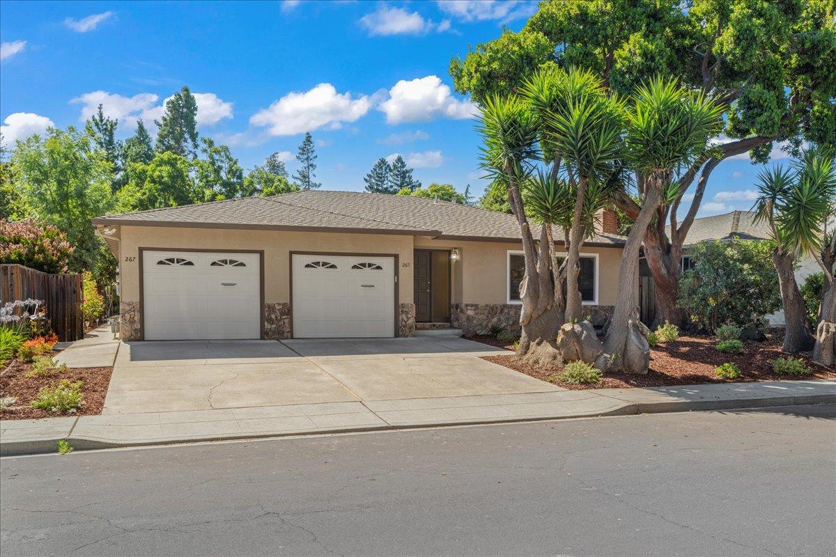 Detail Gallery Image 1 of 1 For 265-267 Andsbury Ave, Mountain View,  CA 94043 - 5 Beds | 2/2 Baths