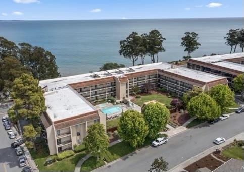 Detail Gallery Image 2 of 33 For 870 Park Ave #115,  Capitola,  CA 95010 - 3 Beds | 2 Baths