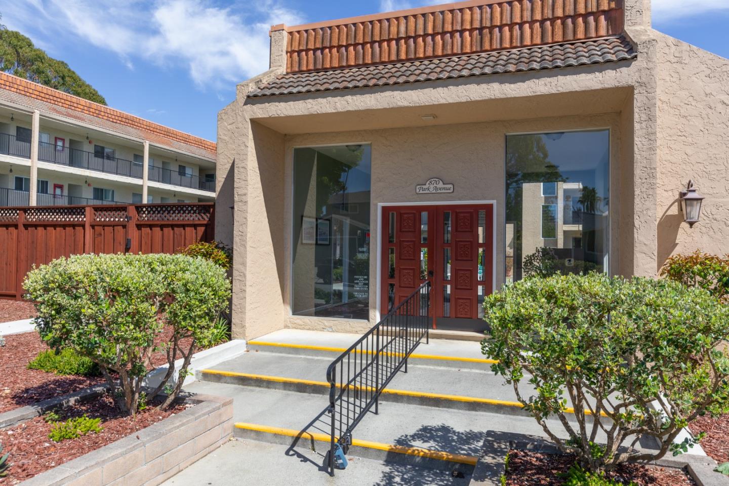 Detail Gallery Image 5 of 33 For 870 Park Ave #115,  Capitola,  CA 95010 - 3 Beds | 2 Baths