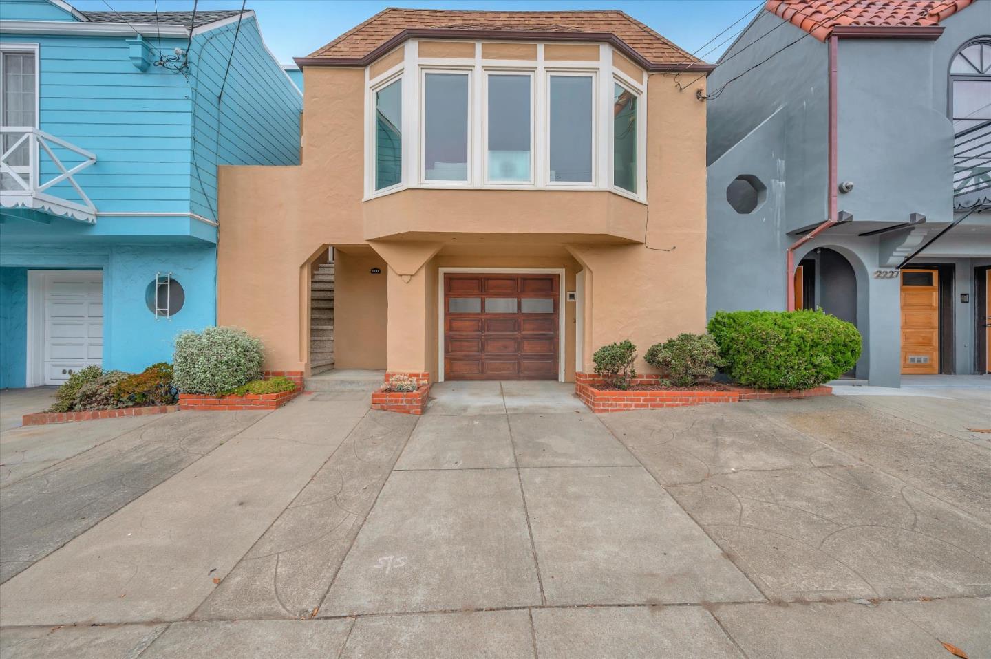 Detail Gallery Image 1 of 1 For 2231 34th Ave, San Francisco,  CA 94116 - 3 Beds | 2 Baths