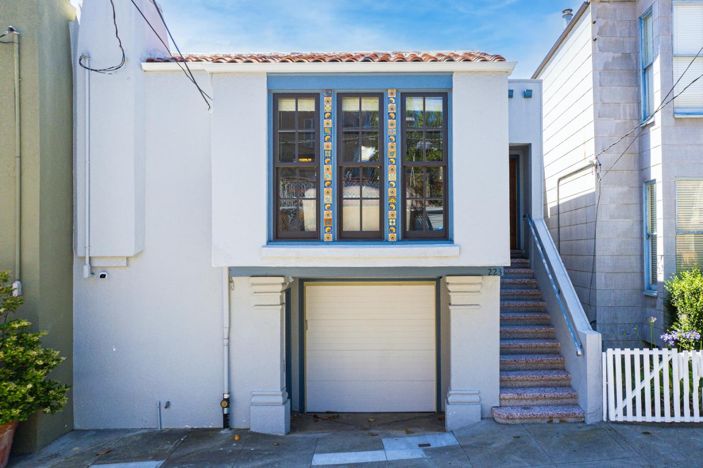 Detail Gallery Image 1 of 1 For 223 Dorland St, San Francisco,  CA 94114 - 3 Beds | 2/1 Baths